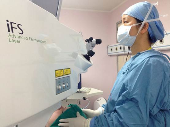 屈光近视-1.jpg 屈光近视-1.jpg