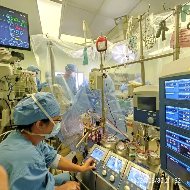 mt0523-1.jpg mt0523-1.jpg