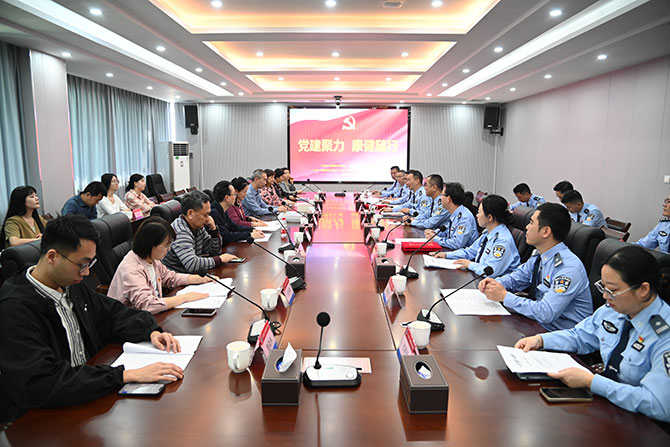 dj0318-3.jpg dj0318-3.jpg