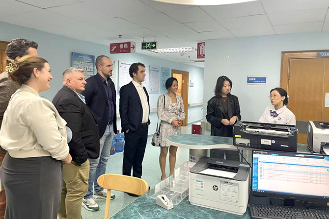 20251201-5.jpg 20251201-5.jpg